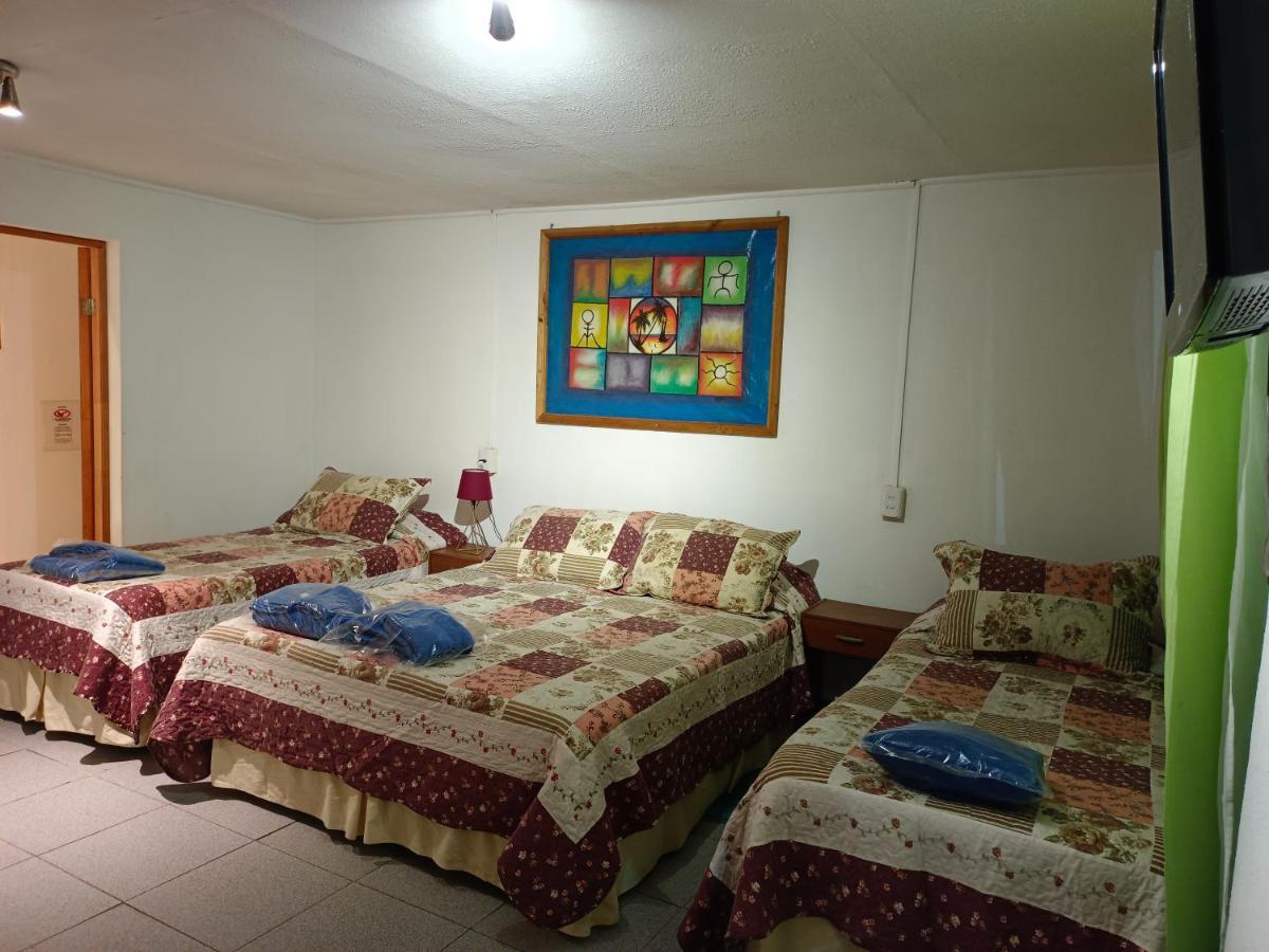Cabanas Te Pito Kura Hanga Roa Esterno foto